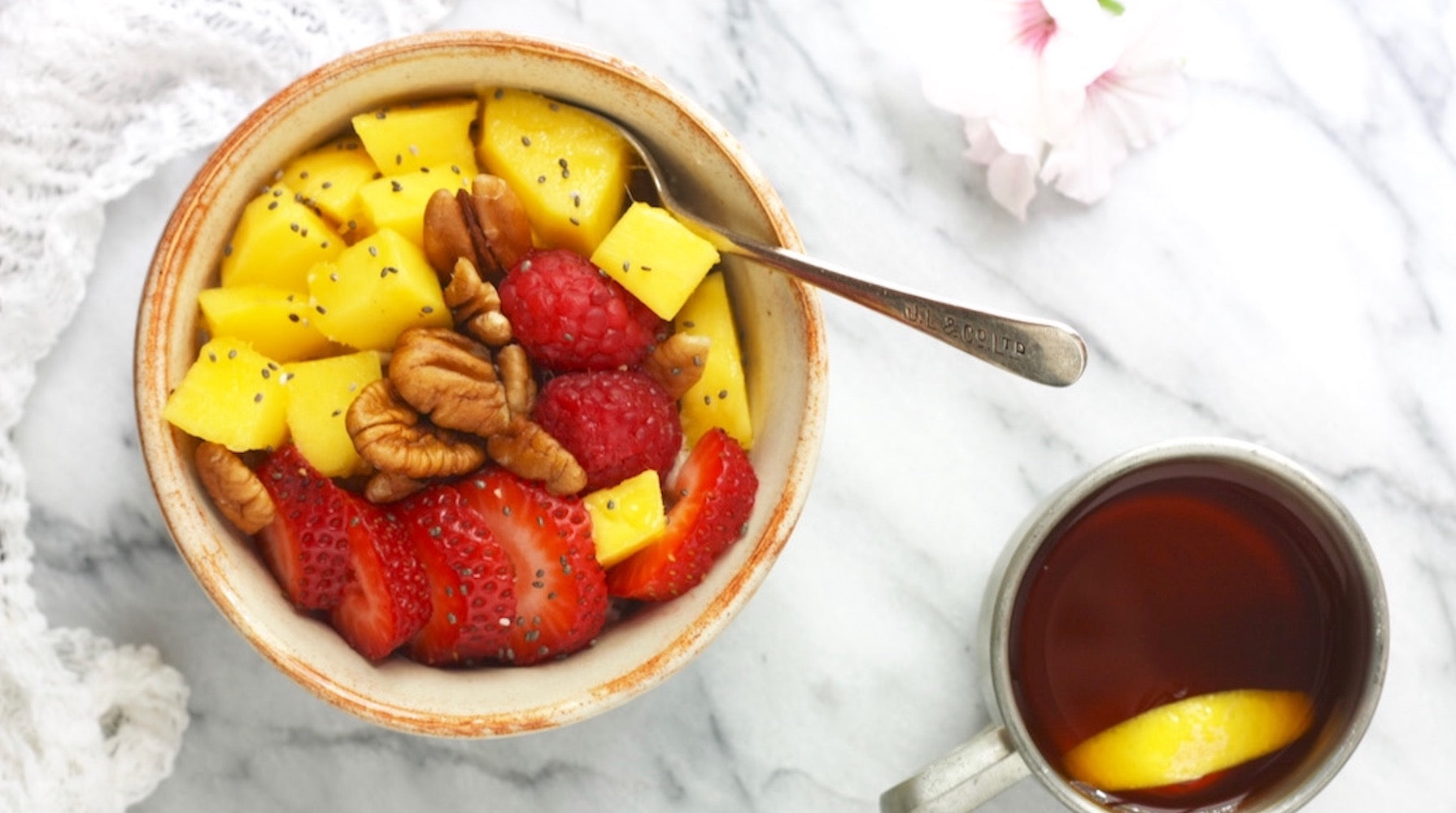 Amaranth Porridge with Mangos & Berries