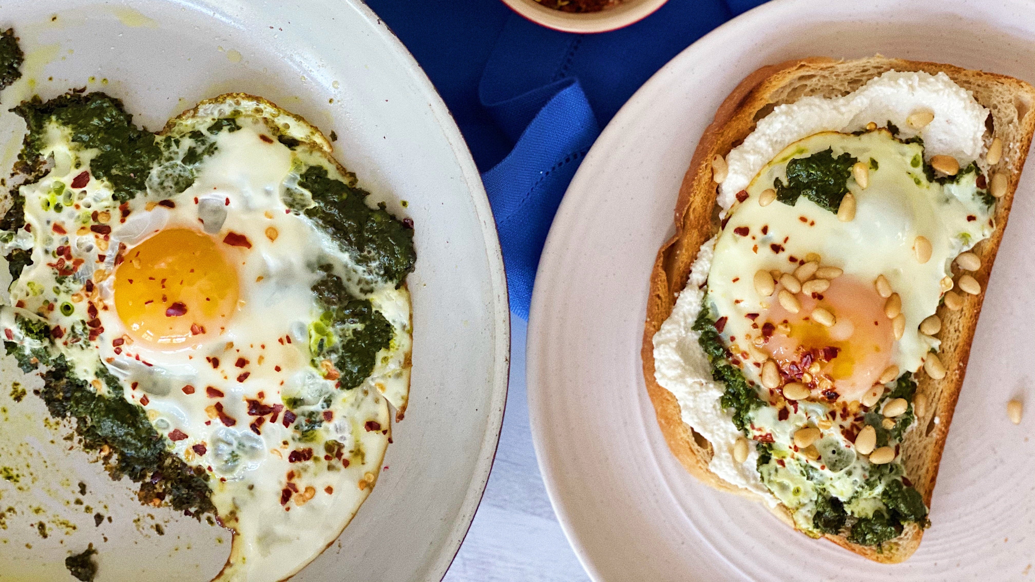 Pesto Eggs