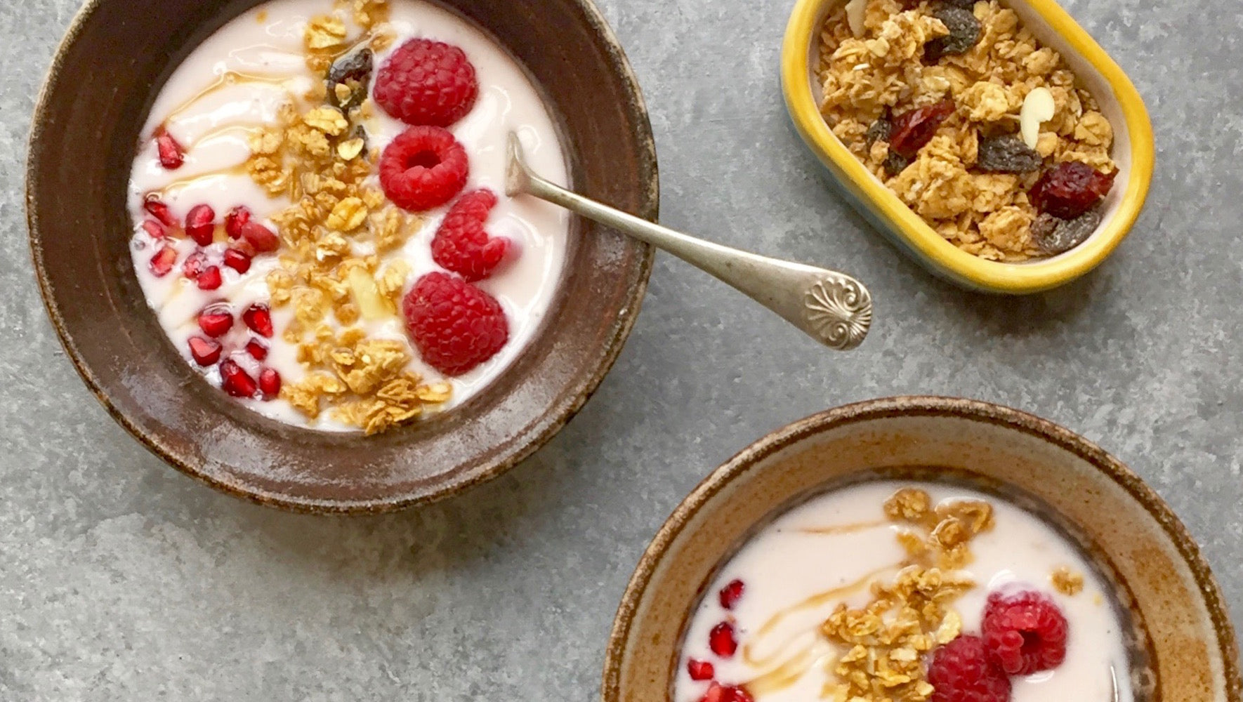 Kefir with Homemade Granola & Fresh Fruit