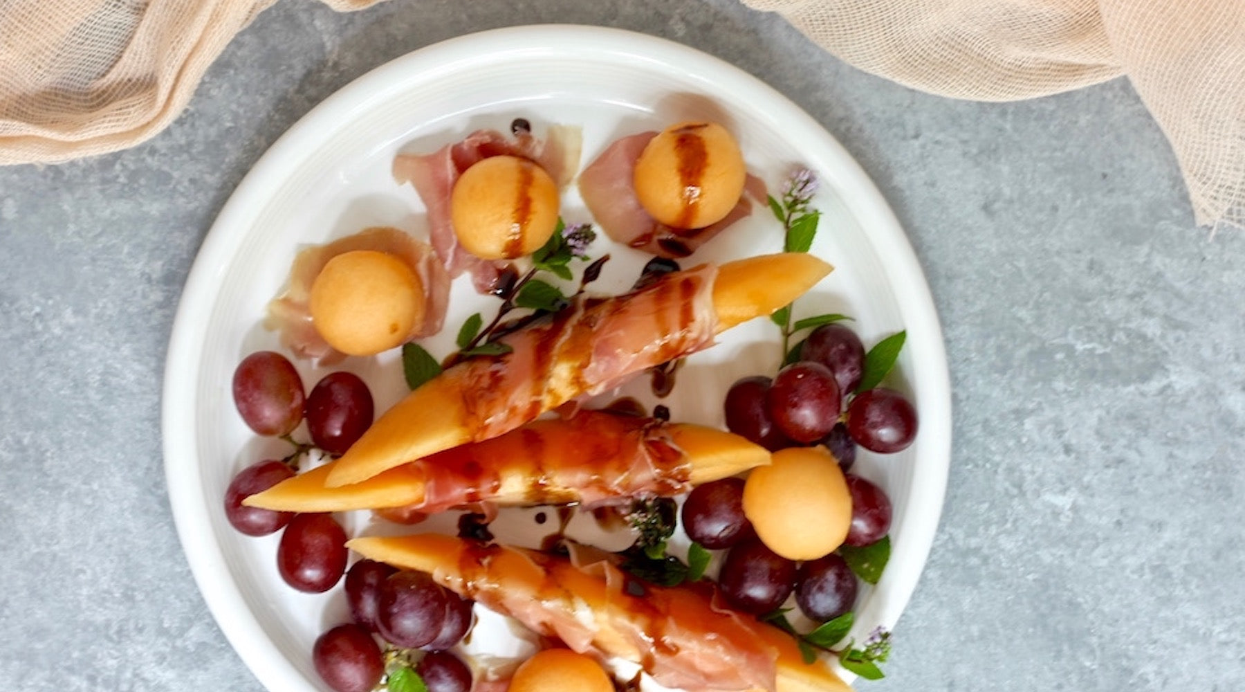 Melon  with  Prosciutto  and  Balsamic  Glaze